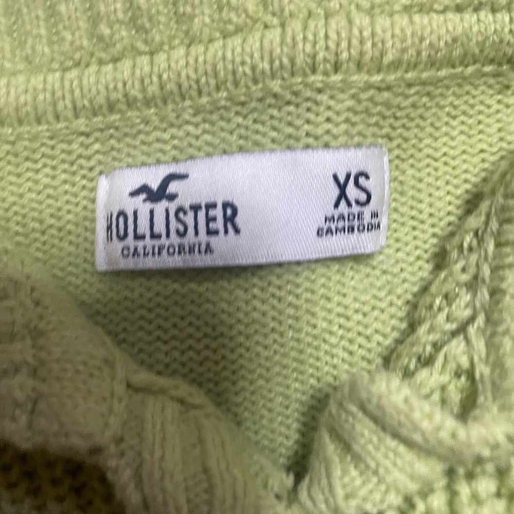Hollister green cropped cardigan button down